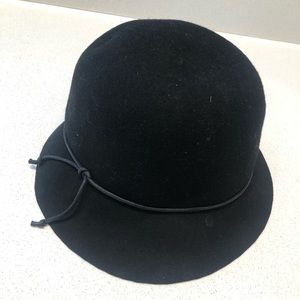 Suede Black Hat
